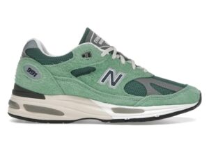 New Balance 991v2 MiUK Mineral Green