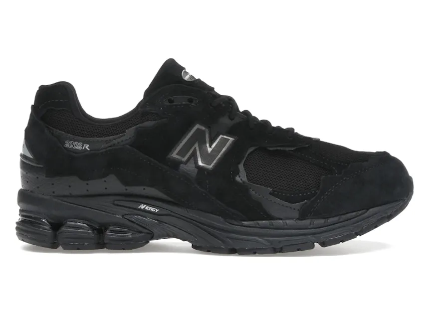 New Balance 2002R Protection Pack Black